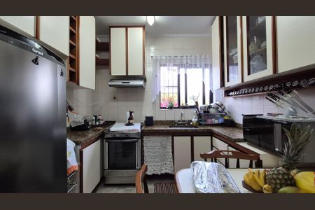 Casa à venda com 180m², 3 quartos e 2 vagasCozinha