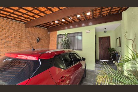 Casa à venda com 180m², 3 quartos e 2 vagasGaragem