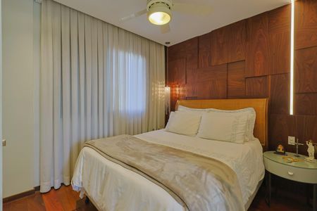 Apartamento à venda com 100m², 2 quartos e 2 vagasSuíte