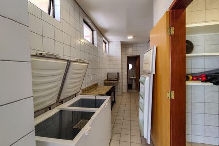 Apartamento à venda com 100m², 2 quartos e 2 vagasÁrea comum - Salão de festas