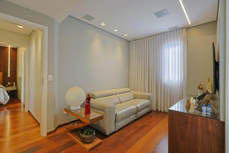 Apartamento à venda com 100m², 2 quartos e 2 vagasSala de TV