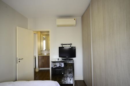 Apartamento à venda com 52m², 1 quarto e 2 vagasQuarto 2