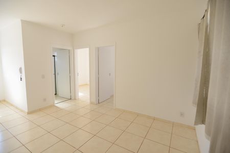 Sala de apartamento para alugar com 2 quartos, 43m² em Valentina Figueiredo, Ribeirão Preto