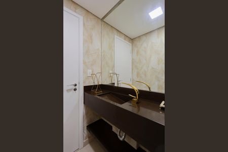 Apartamento para alugar com 142m², 3 quartos e 2 vagas Apartamento para alugar com 142m², 3 quartos e 2 vagasLavabo