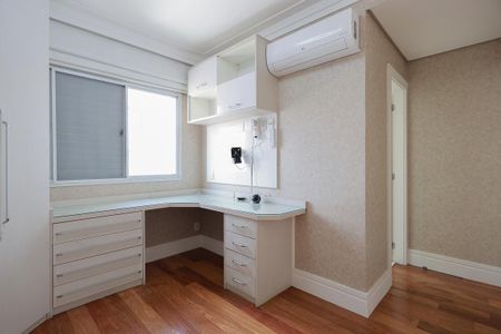 Apartamento para alugar com 142m², 3 quartos e 2 vagas Apartamento para alugar com 142m², 3 quartos e 2 vagasSuíte 2