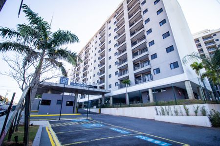 Apartamento para alugar com 60m², 2 quartos e 1 vaga Apartamento para alugar com 60m², 2 quartos e 1 vagaFachada