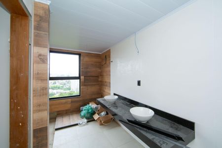 Casa à venda com 320m², 4 quartos e 4 vagasBANHEIRO1