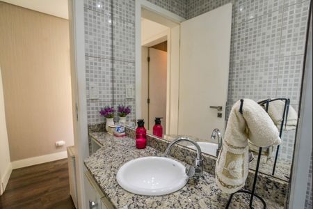 Casa à venda com 161m², 3 quartos e 3 vagasBanheiro Social