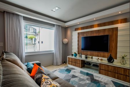 Casa à venda com 161m², 3 quartos e 3 vagasSala