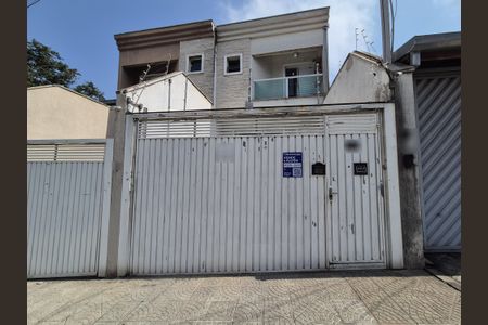 Casa à venda com 161m², 3 quartos e 3 vagasFachada