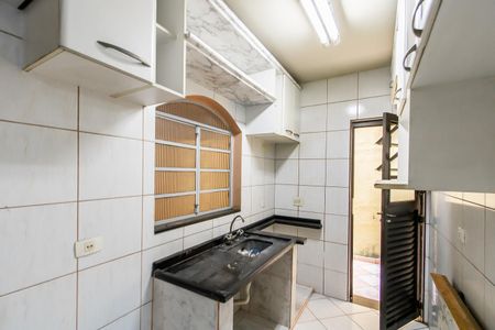 Casa para alugar com 60m², 1 quarto e 1 vaga Casa para alugar com 60m², 1 quarto e 1 vagaCozinha