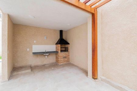 Apartamento à venda com 38m², 2 quartos e sem vagaÁrea Comum - Churrasqueira