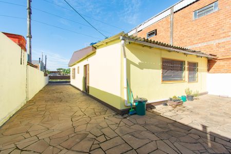 Casa à venda com 100m², 3 quartos e sem vagaÁrea comum