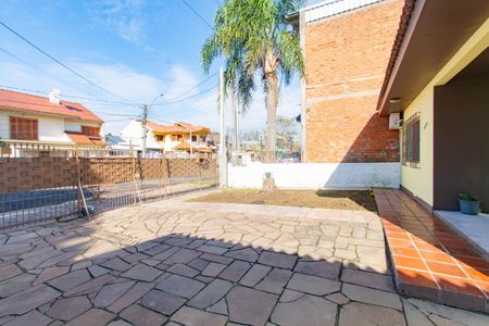 Casa à venda com 100m², 3 quartos e sem vagaÁrea comum