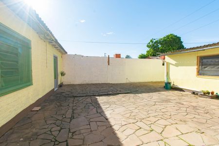 Casa à venda com 100m², 3 quartos e sem vagaÁrea comum