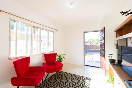 Sala de casa à venda com 3 quartos, 100m² em Fátima, Canoas