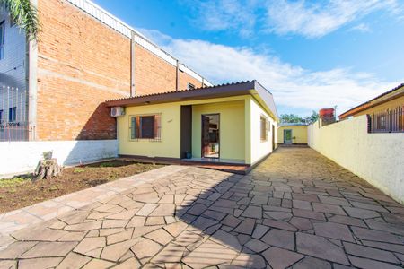 Casa à venda com 100m², 3 quartos e sem vagaÁrea comum