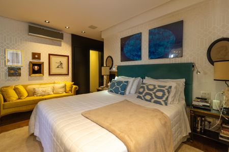 Apartamento à venda com 200m², 2 quartos e 2 vagas Apartamento à venda com 200m², 2 quartos e 2 vagasSuíte