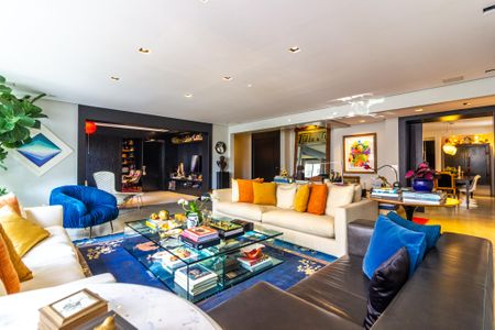 Apartamento à venda com 200m², 2 quartos e 2 vagas Apartamento à venda com 200m², 2 quartos e 2 vagasSala