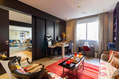 Apartamento à venda com 200m², 2 quartos e 2 vagas Apartamento à venda com 200m², 2 quartos e 2 vagasSala