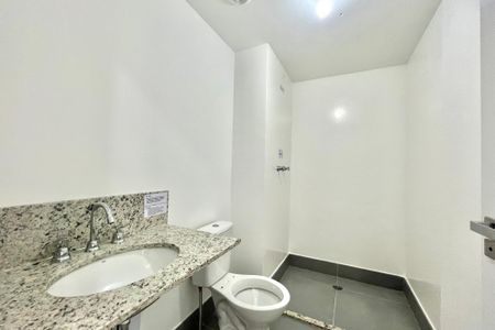 Apartamento à venda com 123m², 3 quartos e 2 vagasBanheiro 