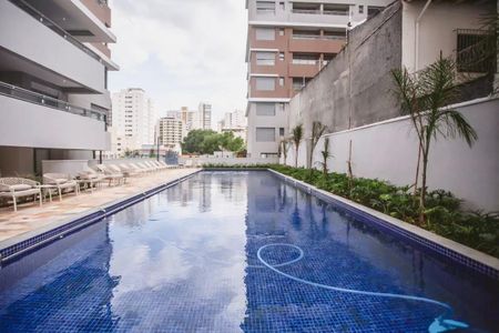 Apartamento à venda com 123m², 3 quartos e 2 vagasÁrea comum - Piscina