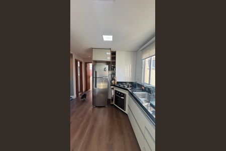 Apartamento à venda com 120m², 2 quartos e 1 vagaCozinha