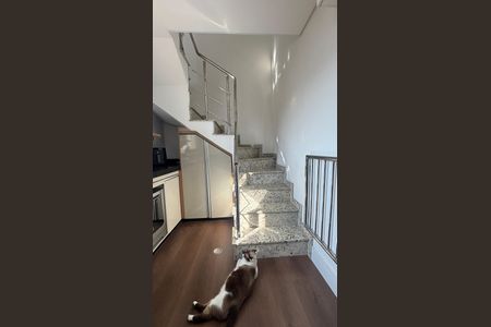 Apartamento à venda com 120m², 2 quartos e 1 vagaCozinha - Escada