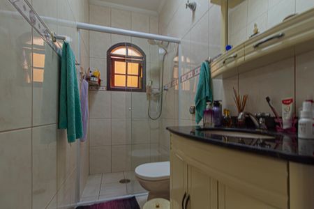 Casa à venda com 145m², 4 quartos e 2 vagasBanheiro da Suite 2