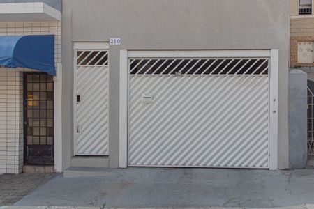 Casa à venda com 145m², 4 quartos e 2 vagasFachada