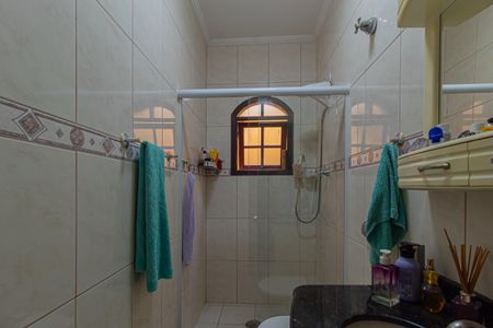 Casa à venda com 145m², 4 quartos e 2 vagasBanheiro da Suite 2