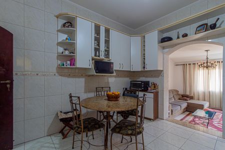 Casa à venda com 145m², 4 quartos e 2 vagasCozinha