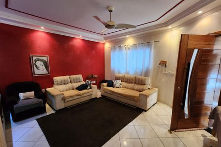 Sala de casa para alugar com 6 quartos, 214m² em Jardim Amanda I, Hortolândia