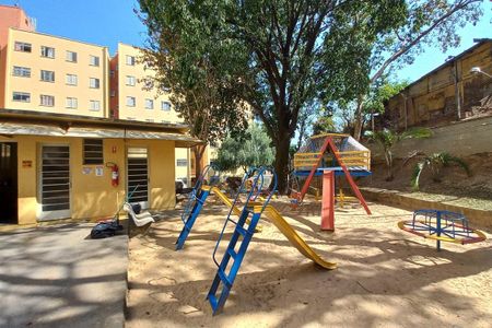 Apartamento à venda com 66m², 2 quartos e 1 vagaÁrea comum - Playground