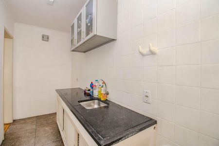 Apartamento à venda com 76m², 2 quartos e sem vagaCozinha