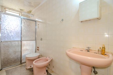 Apartamento à venda com 76m², 2 quartos e sem vagaBanheiro Social