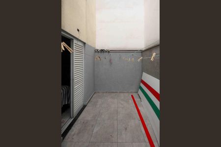 Apartamento para alugar com 45m², 2 quartos e sem vaga Apartamento para alugar com 45m², 2 quartos e sem vagaVaranda