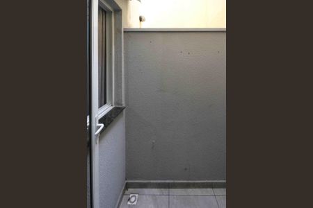 Apartamento para alugar com 45m², 2 quartos e sem vaga Apartamento para alugar com 45m², 2 quartos e sem vagaÁrea de Serviço