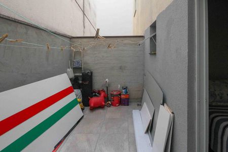 Apartamento para alugar com 45m², 2 quartos e sem vaga Apartamento para alugar com 45m², 2 quartos e sem vagaVaranda