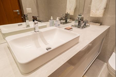 Apartamento à venda com 350m², 4 quartos e 2 vagasBanheiro da Suíte 3