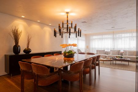 Apartamento à venda com 350m², 4 quartos e 2 vagasSala