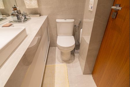 Apartamento à venda com 350m², 4 quartos e 2 vagasBanheiro da Suíte 3