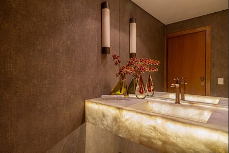 Apartamento à venda com 350m², 4 quartos e 2 vagasLavabo