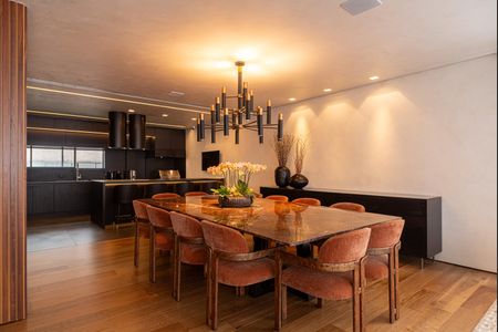 Apartamento à venda com 350m², 4 quartos e 2 vagasSala