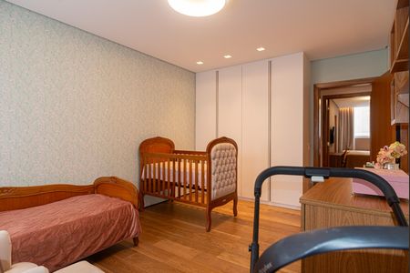 Apartamento à venda com 350m², 4 quartos e 2 vagasSuíte 3