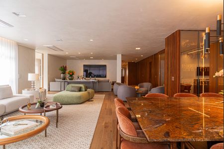 Apartamento à venda com 350m², 4 quartos e 2 vagasSala