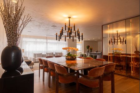 Apartamento à venda com 350m², 4 quartos e 2 vagasSala