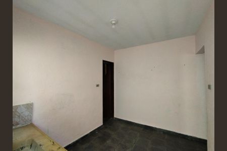 Sala/Cozinha de casa para alugar com 1 quarto, 25m² em Parque Bristol, São Paulo
