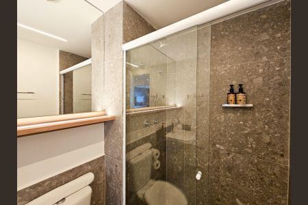 Apartamento à venda com 37m², 1 quarto e 1 vaga Apartamento à venda com 37m², 1 quarto e 1 vagaBanheiro