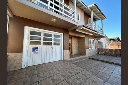 Casa à venda com 120m², 5 quartos e 2 vagasFachada